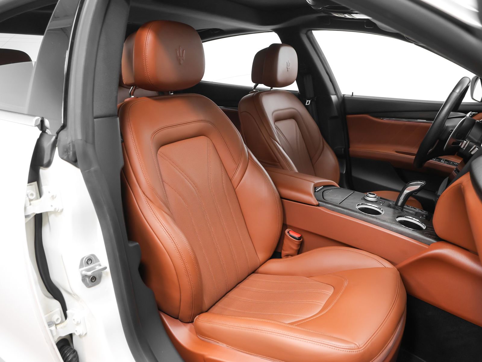 Used 2023 Maserati Quattroporte Modena RWD image 26