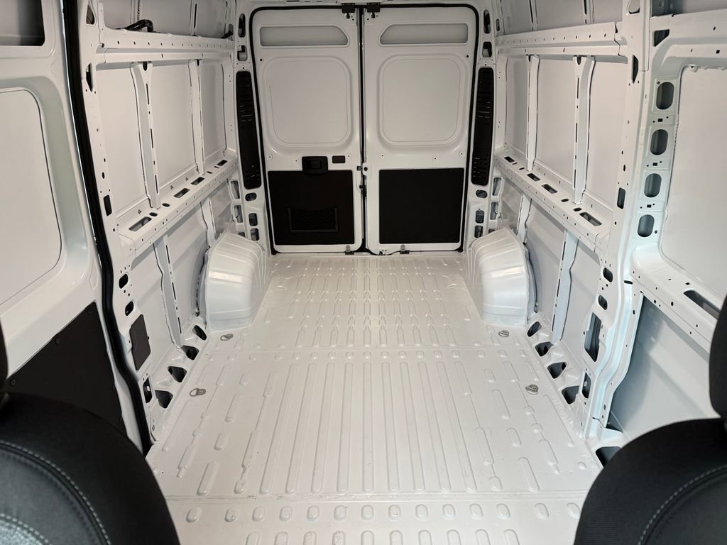 New 2025 RAM ProMaster 2500 w/ Convenience Group image 20