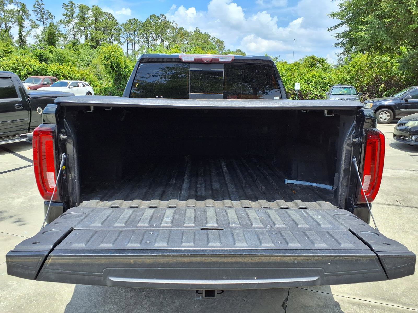 Used 2021 GMC Sierra 1500 Denali w/ Denali Ultimate Package RWD image 18