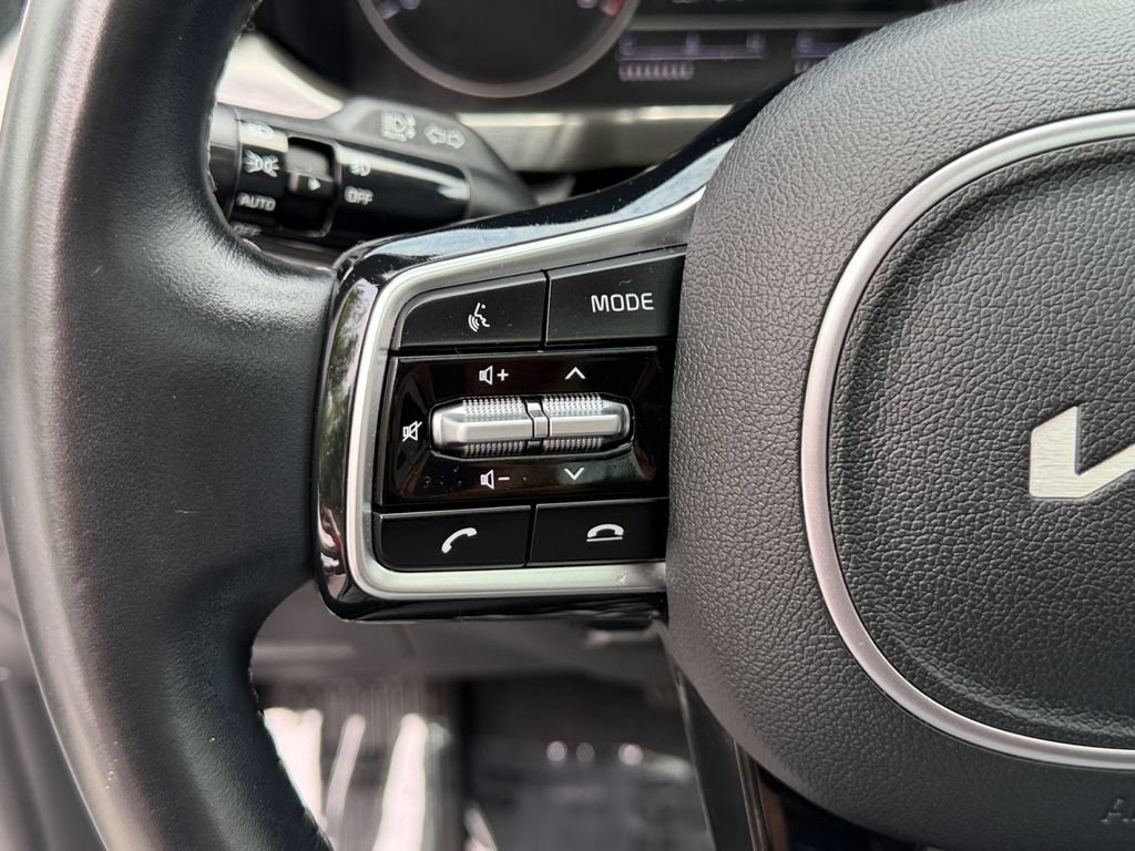 Certified 2022 Kia Sorento SX AWD/4WD image 21