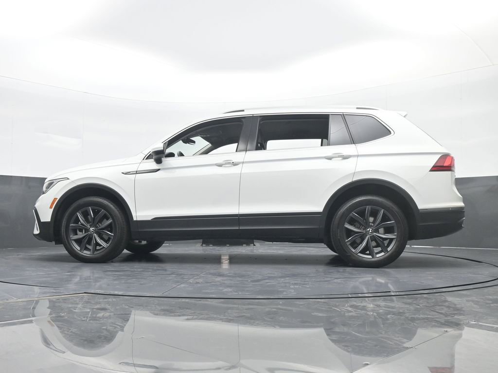 Used 2022 Volkswagen Tiguan SE image 58