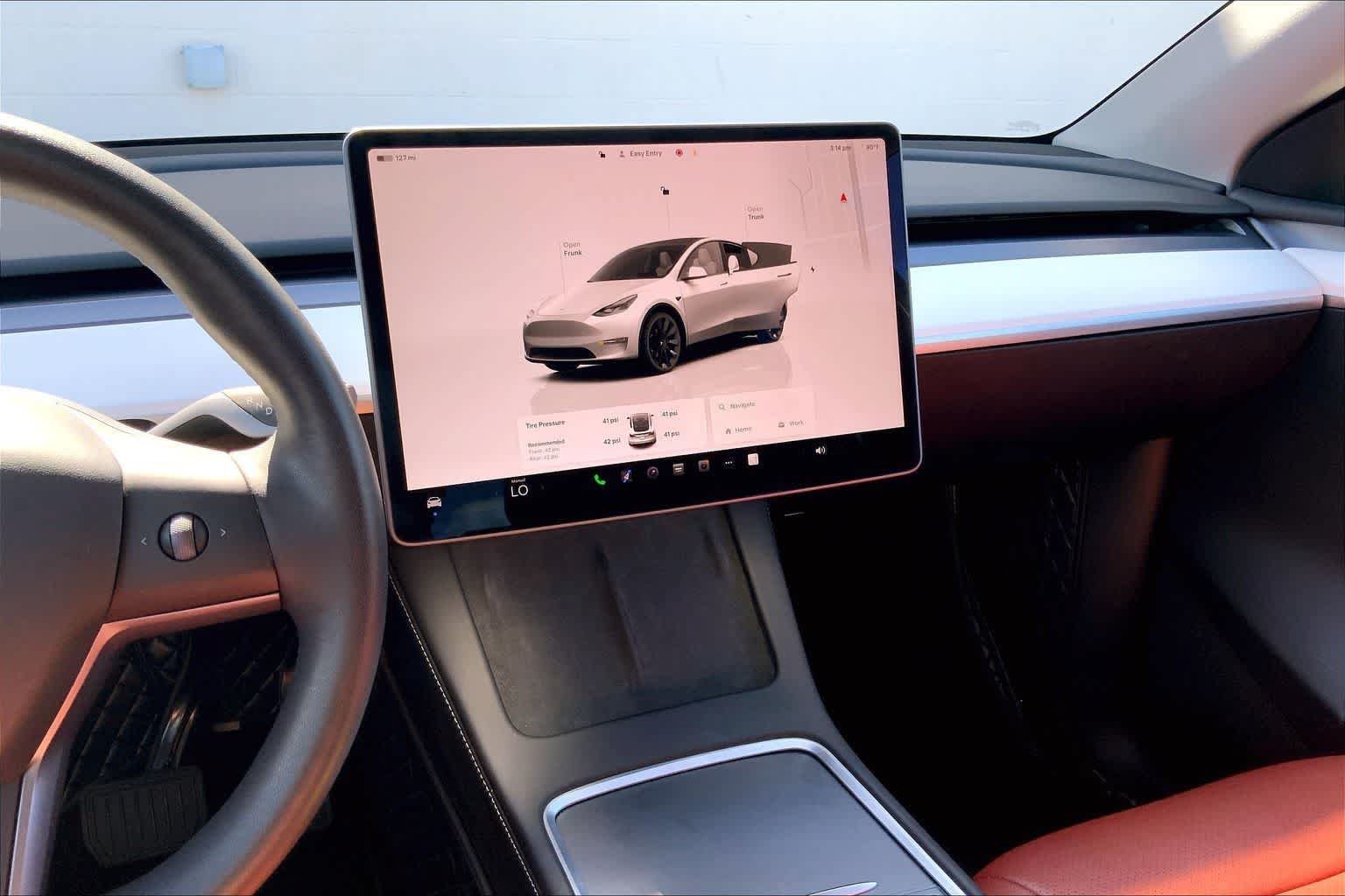 Used 2025 Tesla Model Y Long Range RWD image 15