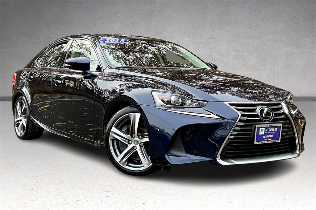 Used 2018 Lexus IS 300 AWD image 3