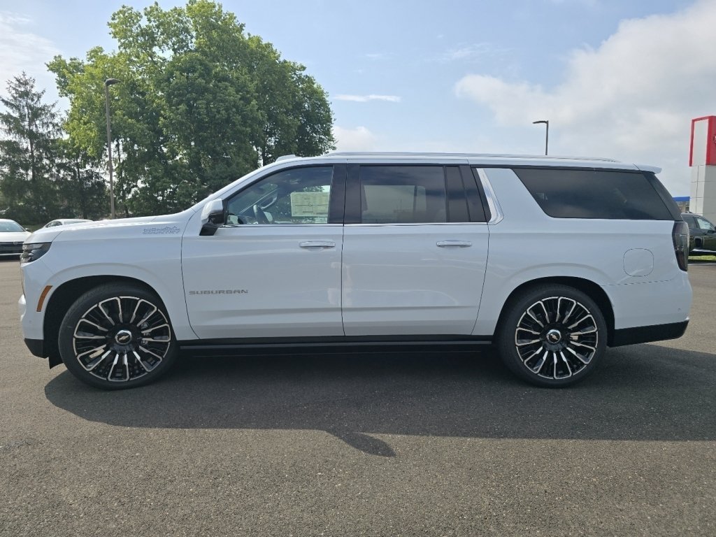 New 2026 Chevrolet Suburban High Country AWD/4WD image 11