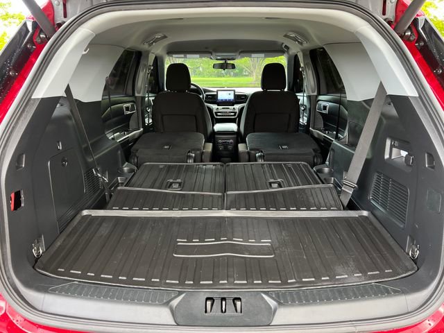 Used 2022 Ford Explorer XLT AWD/4WD image 29