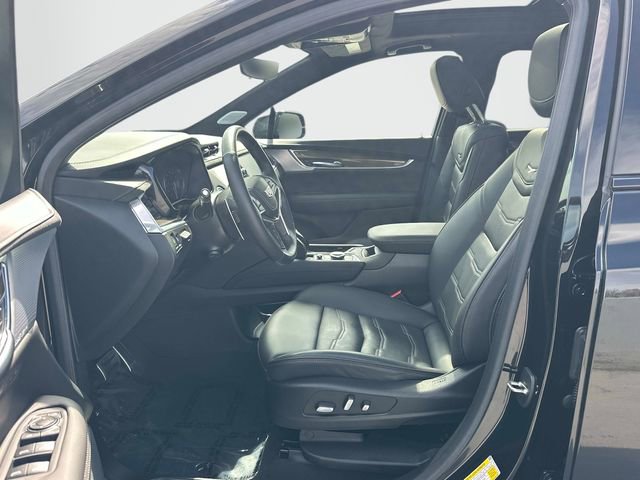Certified 2023 Cadillac XT5 Sportv w/ Platinum Package image 16
