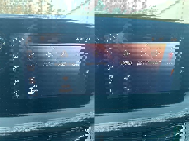 Used 2024 Buick Envista Sport Touring image 17