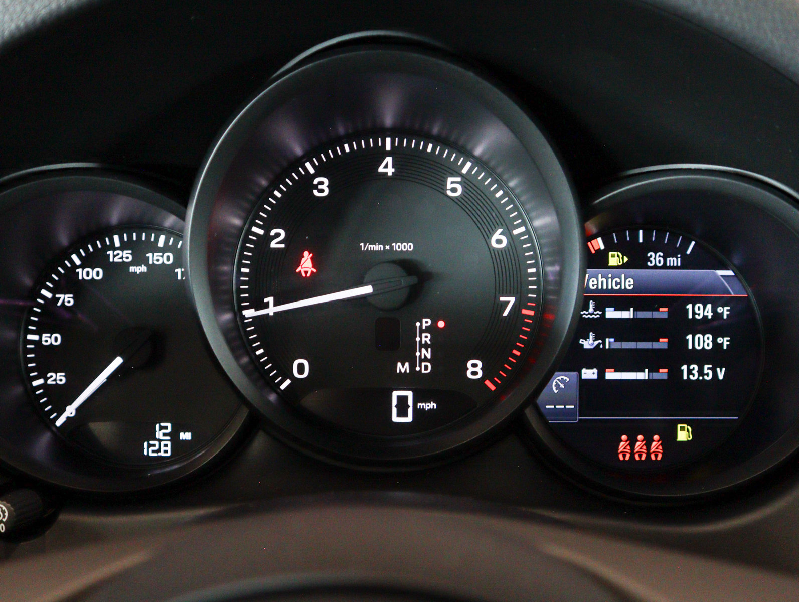 Used 2025 Porsche Macan image 17