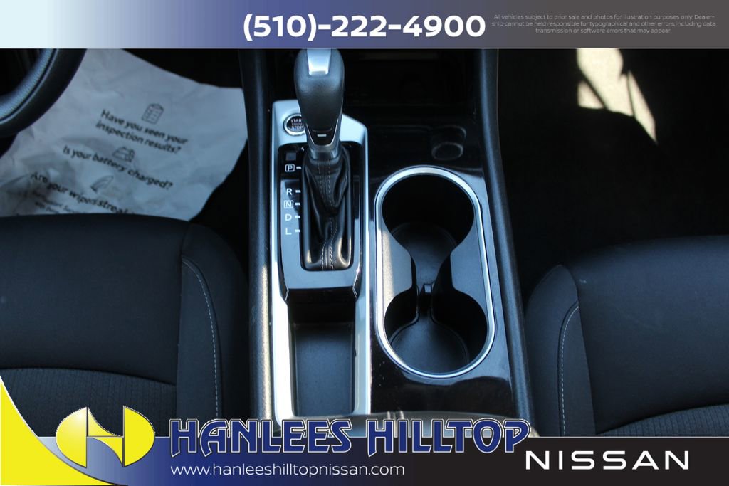 Used 2024 Nissan Altima 2.5 SV image 18