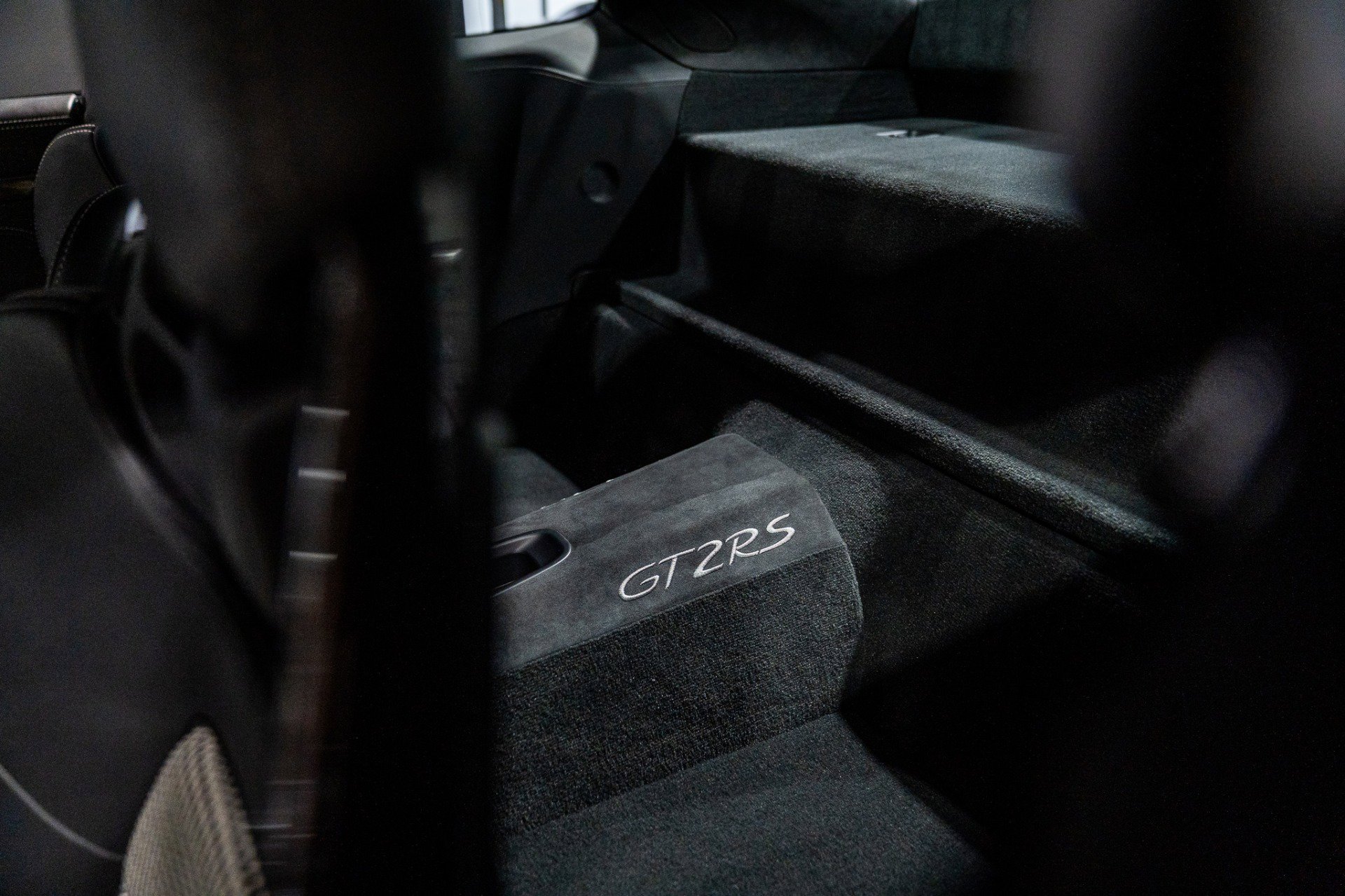 Used 2018 Porsche 911 GT2 RS image 35
