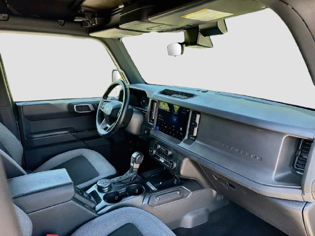 Used 2025 Ford Bronco Big Bend AWD/4WD image 13