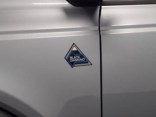Used 2023 Ford Bronco Black Diamond AWD/4WD image 33