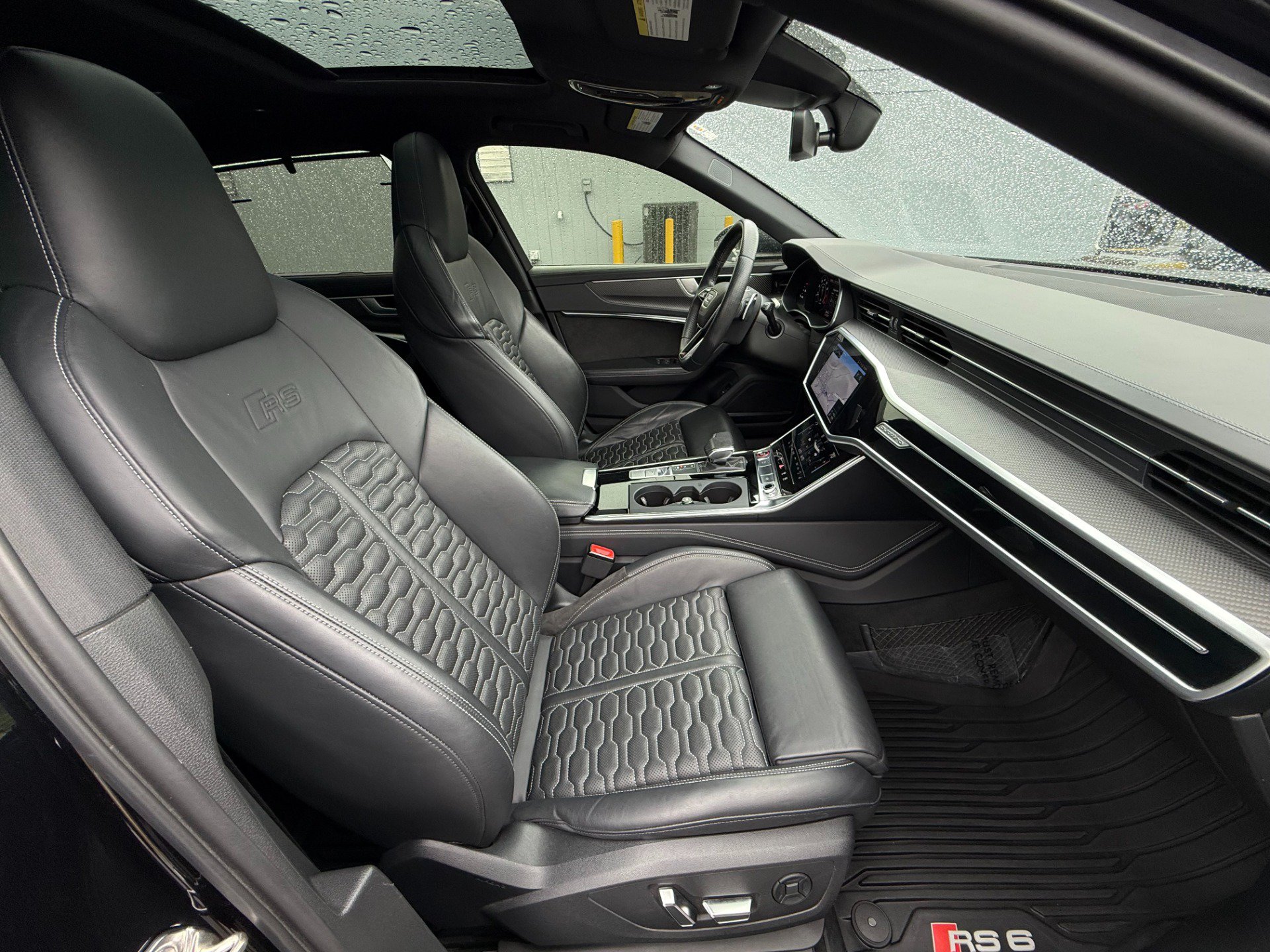Used 2021 Audi RS 6 AWD/4WD image 13