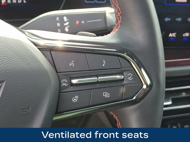 Used 2026 Chevrolet Traverse RS AWD/4WD image 8