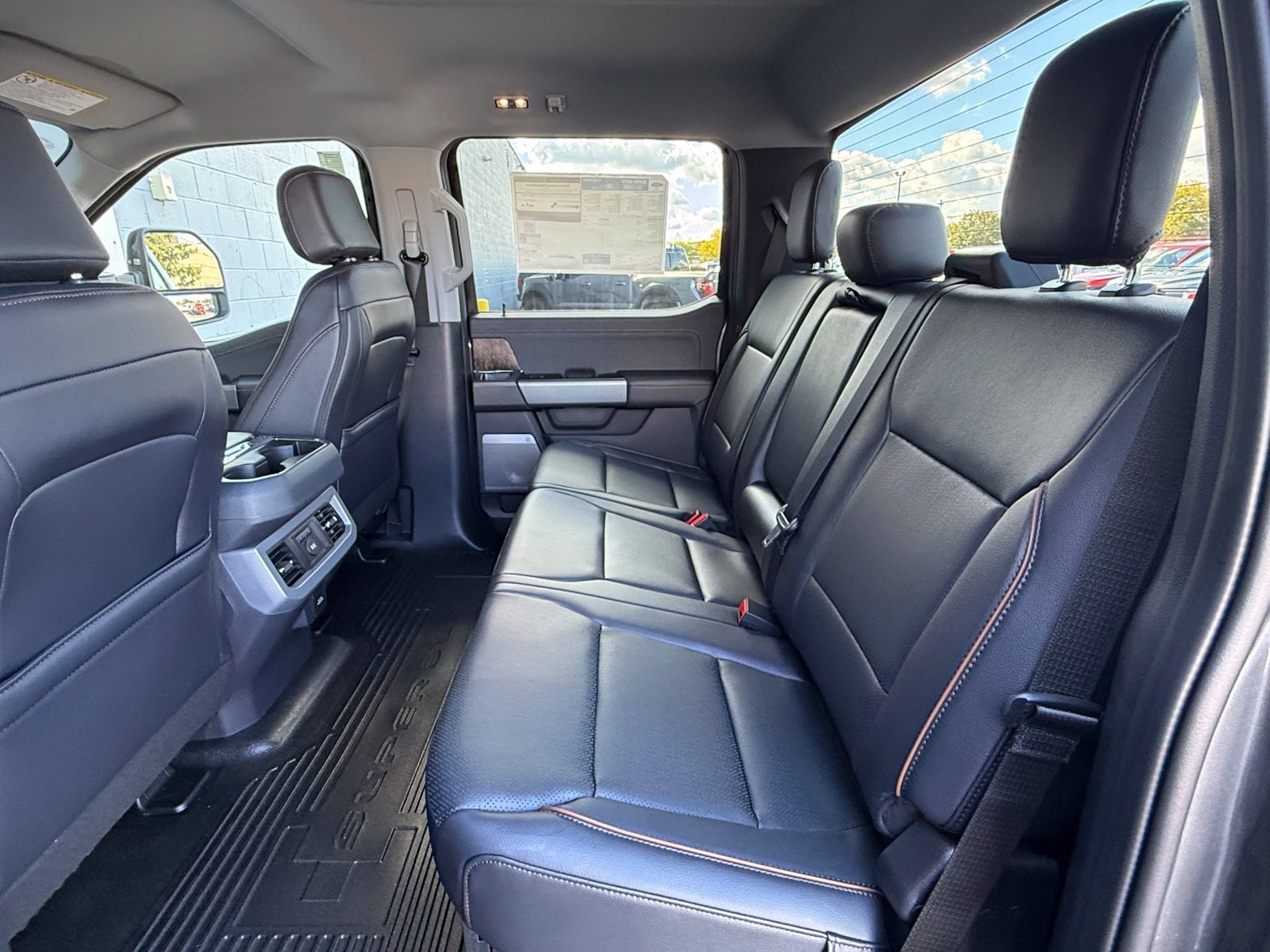 New 2027 Ford F350 Lariat w/ Black Appearance Package AWD/4WD image 17