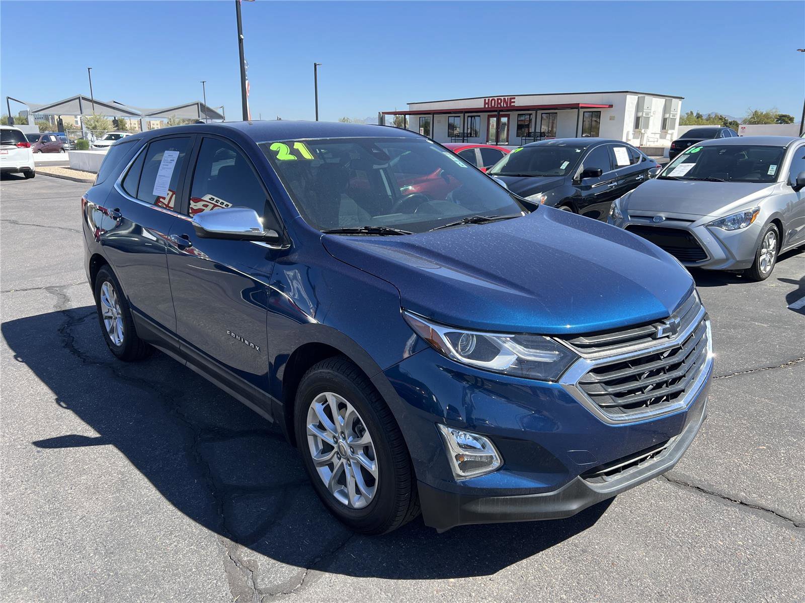 Used 2021 Chevrolet Equinox LT FWD image 3