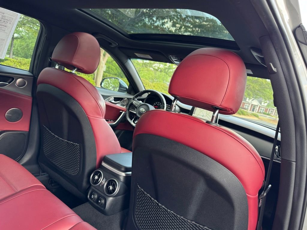 Used 2018 Kia Stinger GT2 AWD/4WD image 22
