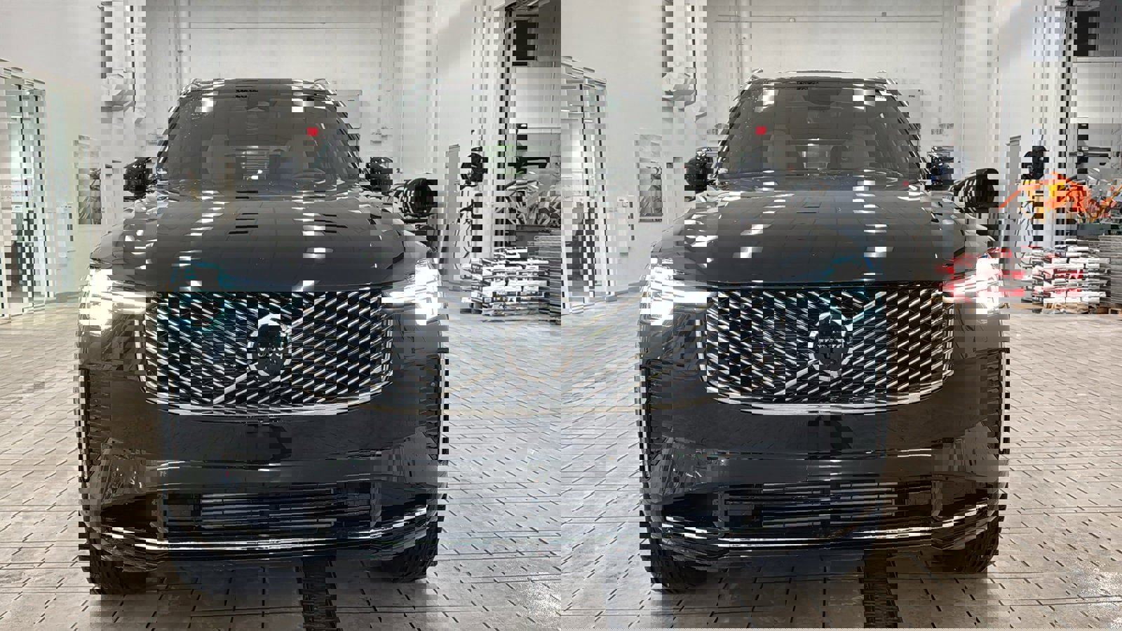 Used 2026 Volvo XC90 T8 Plus w/ Protection Package Premier image 10