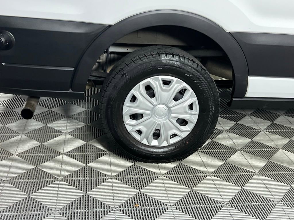 Used 2024 Ford Transit 350 XLT image 7