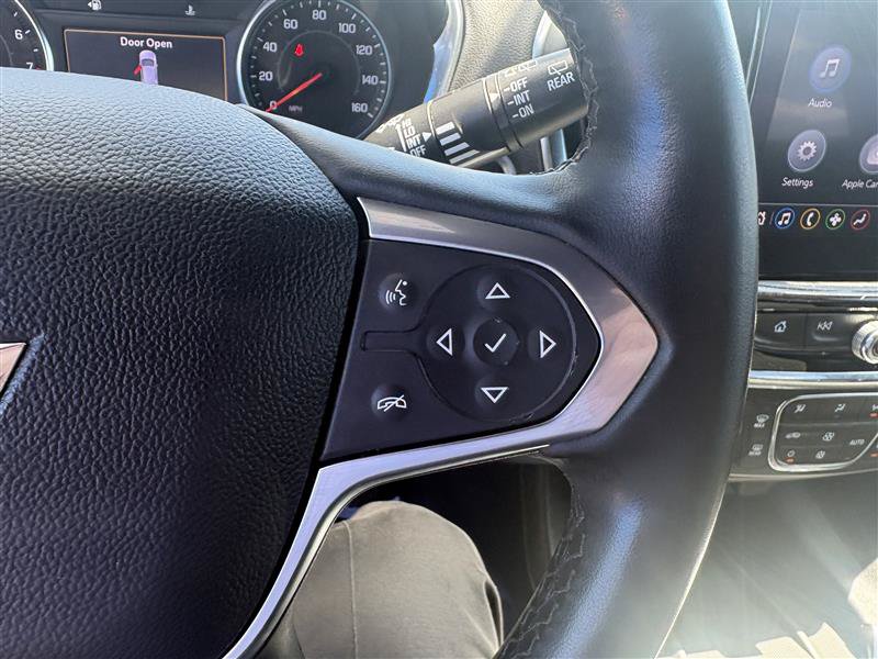 Used 2023 Chevrolet Traverse LT AWD/4WD image 20
