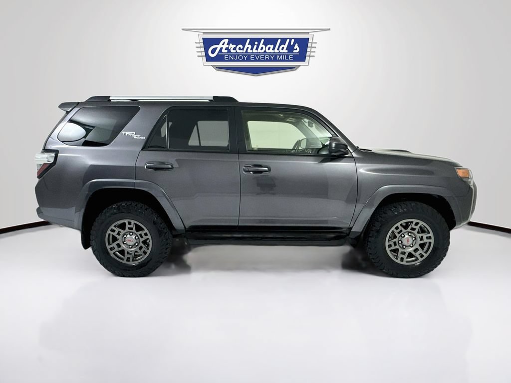 Used 2018 Toyota 4Runner TRD Off-Road w/ TRD Performance Package AWD/4WD image 9