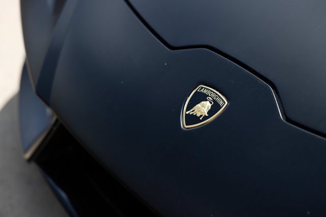 Used 2019 Lamborghini Huracan LP 580-2 RWD image 80