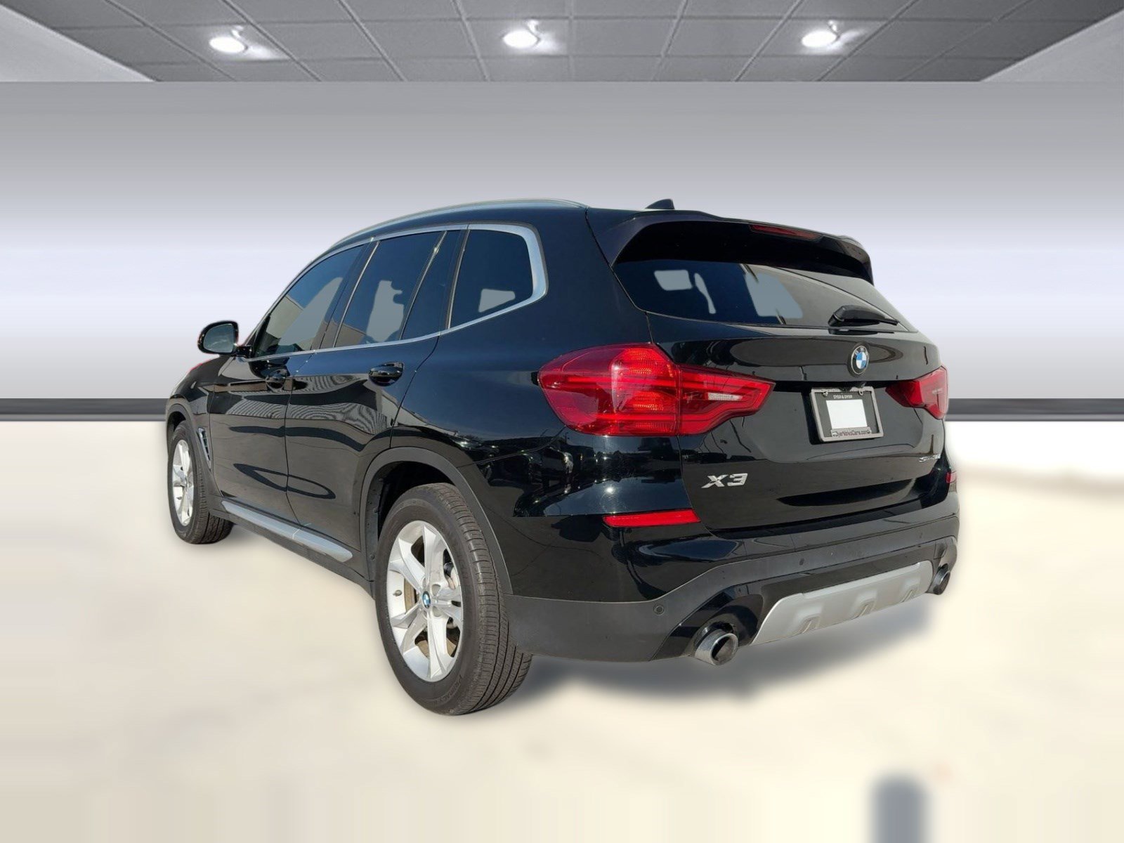 Used 2019 BMW X3 sDrive30i image 3