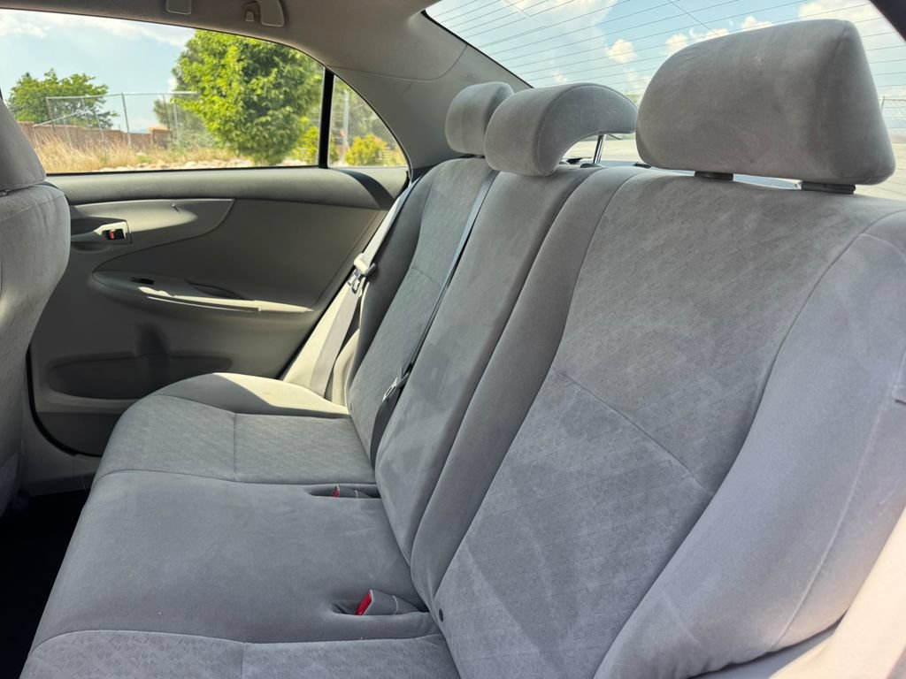 Used 2009 Toyota Corolla LE FWD image 8