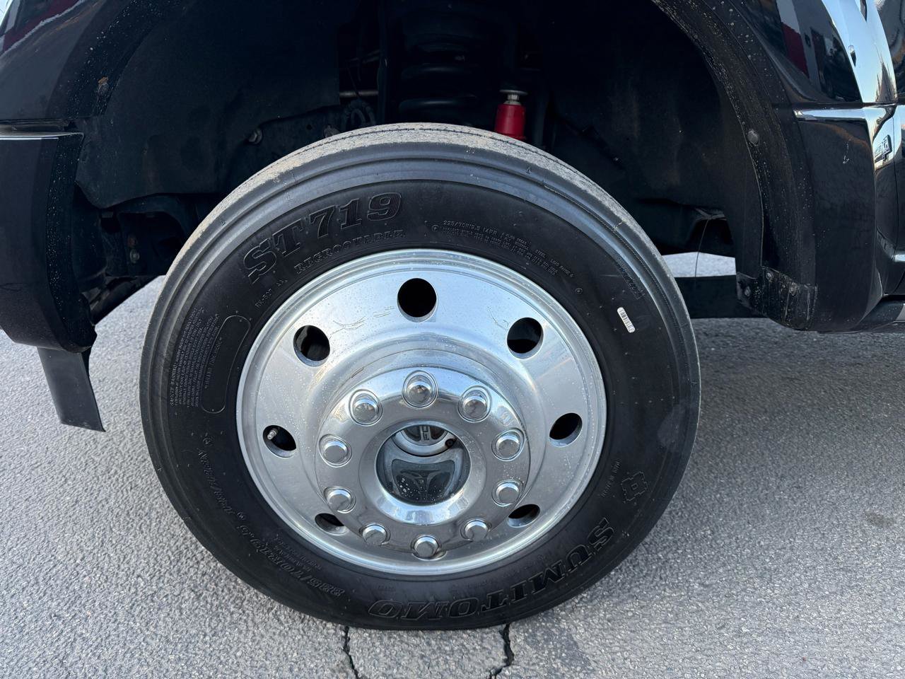 Used 2017 Ford F450 Platinum w/ Platinum Ultimate Package AWD/4WD image 6