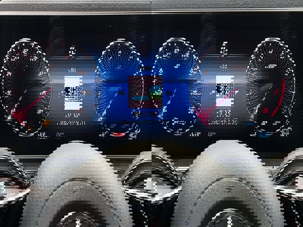 Used 2024 Mercedes-Benz GLE 350 4MATIC image 25