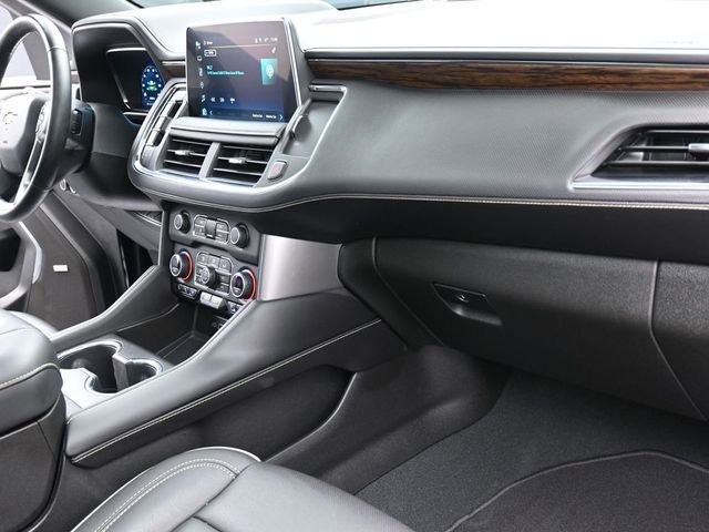 Used 2024 Chevrolet Suburban Premier w/ Premium Package 2 image 34