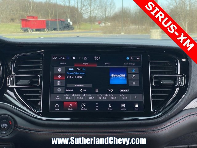 Used 2025 Dodge Durango R/T image 28