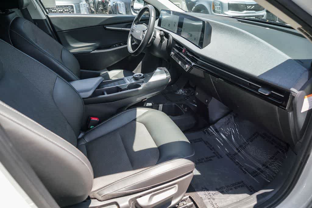 Certified 2023 Kia EV6 Light RWD image 15