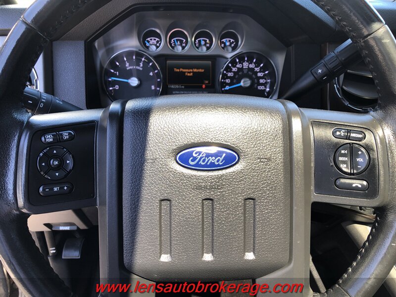 Used 2016 Ford F350 Lariat w/ Lariat Ultimate Package AWD/4WD image 13