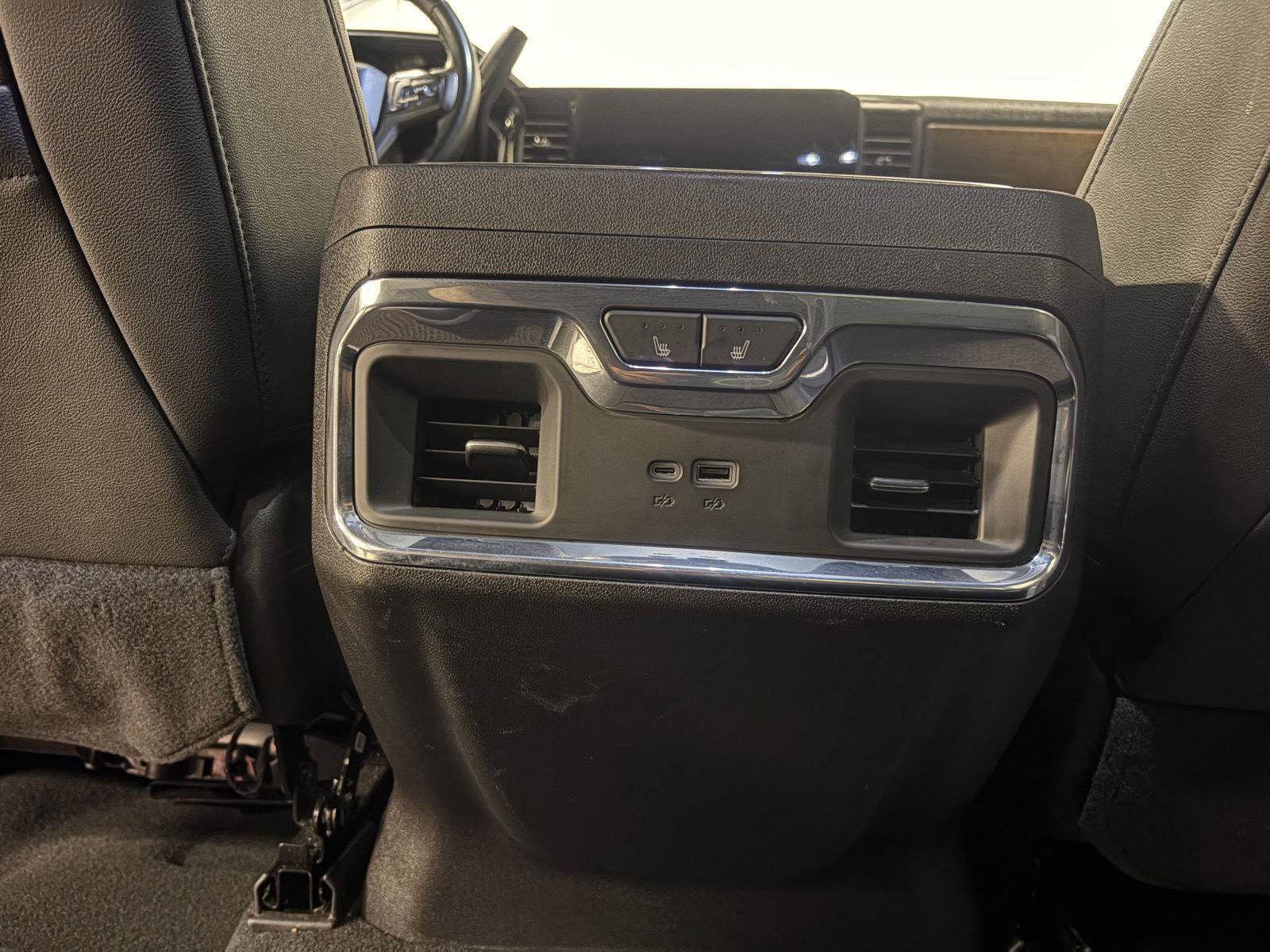Used 2025 Chevrolet Silverado 2500 High Country w/ High Country Premium Package AWD/4WD image 40