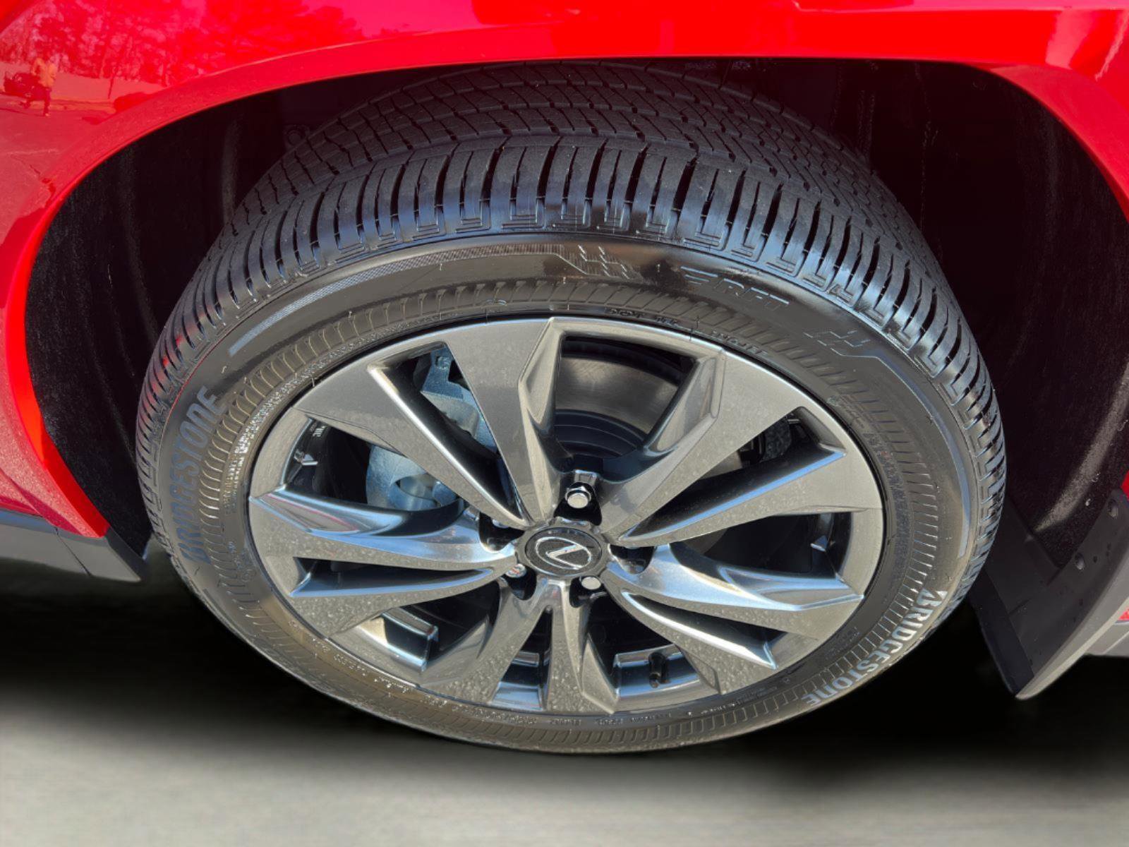 New 2025 Lexus UX 300h FWD image 25