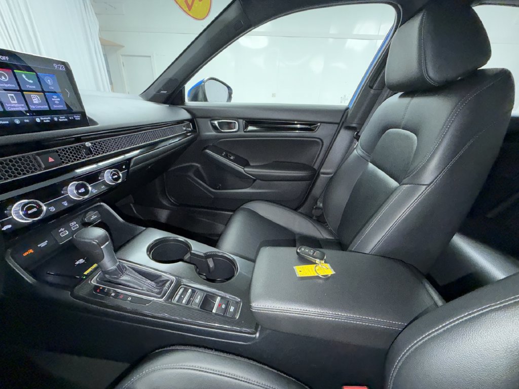 Used 2024 Honda Civic Sport Touring image 11