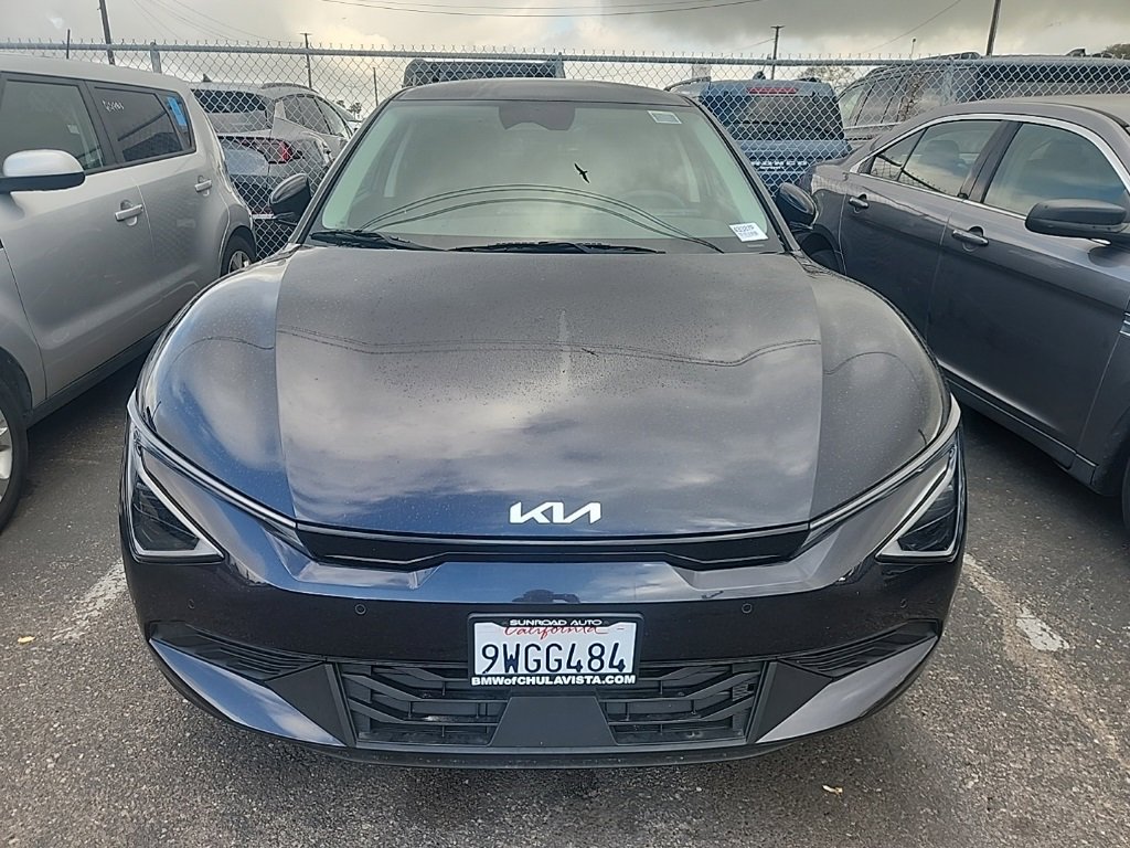Certified 2025 Kia EV6 Light image 2