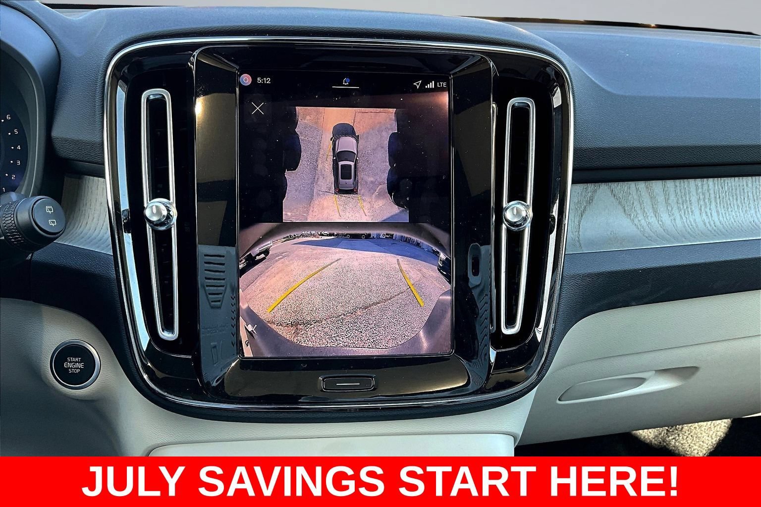 Used 2026 Volvo XC40 B5 Plus AWD/4WD image 17