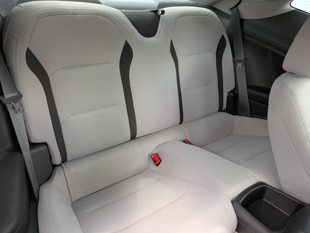 Used 2023 Chevrolet Camaro LT RWD image 8