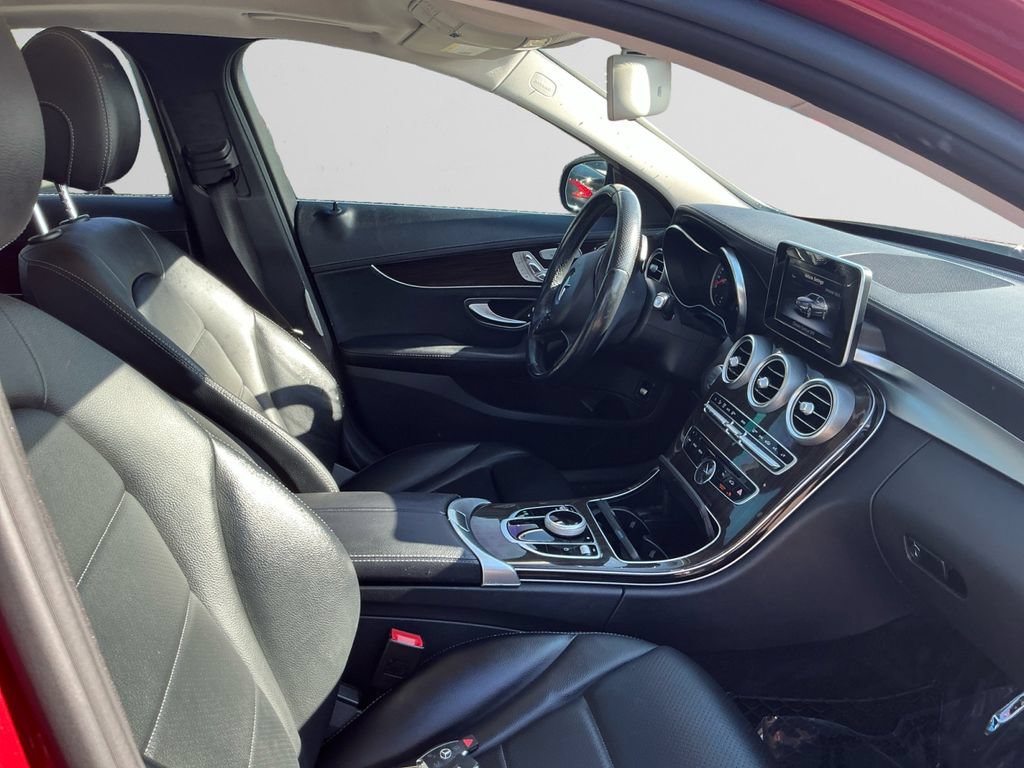 Used 2017 Mercedes-Benz C 300 4MATIC Sedan image 15