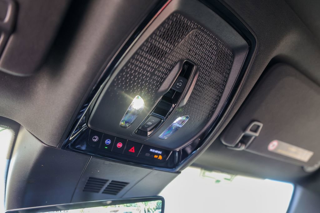 Used 2025 Cadillac Lyriq Luxury w/ LPO, Floor Liner Package AWD/4WD image 19