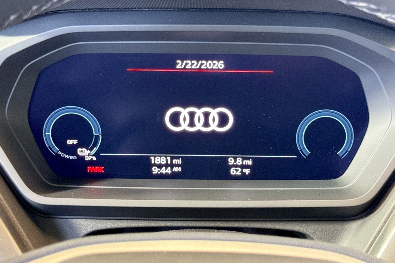 Used 2024 Audi Q4 e-tron Premium Plus image 11