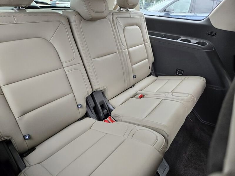 Used 2024 Lincoln Navigator L Reserve AWD/4WD image 22