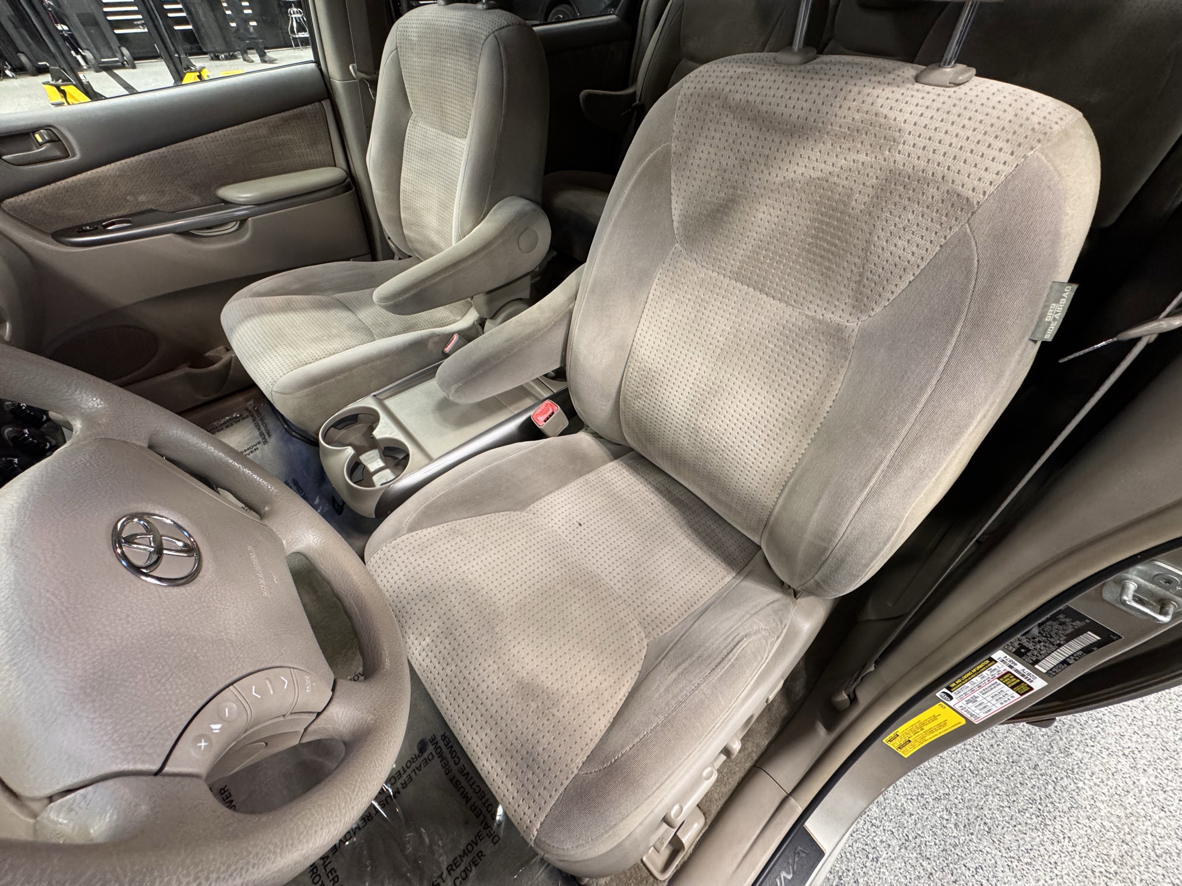 Used 2008 Toyota Sienna LE image 17