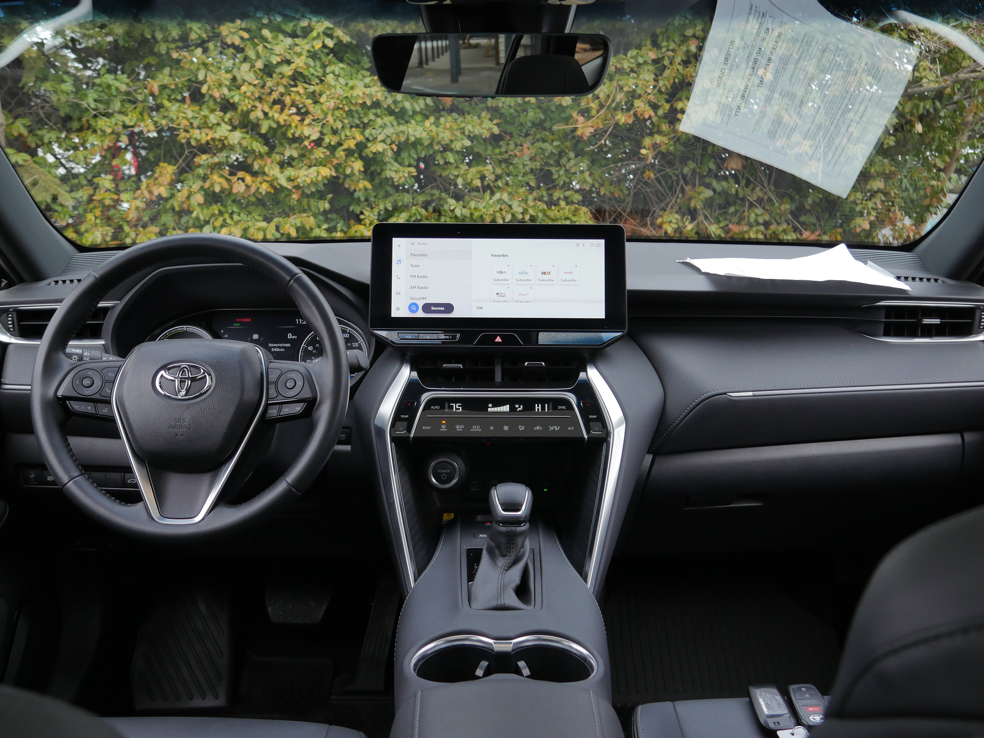 Used 2023 Toyota Venza Nightshade image 9