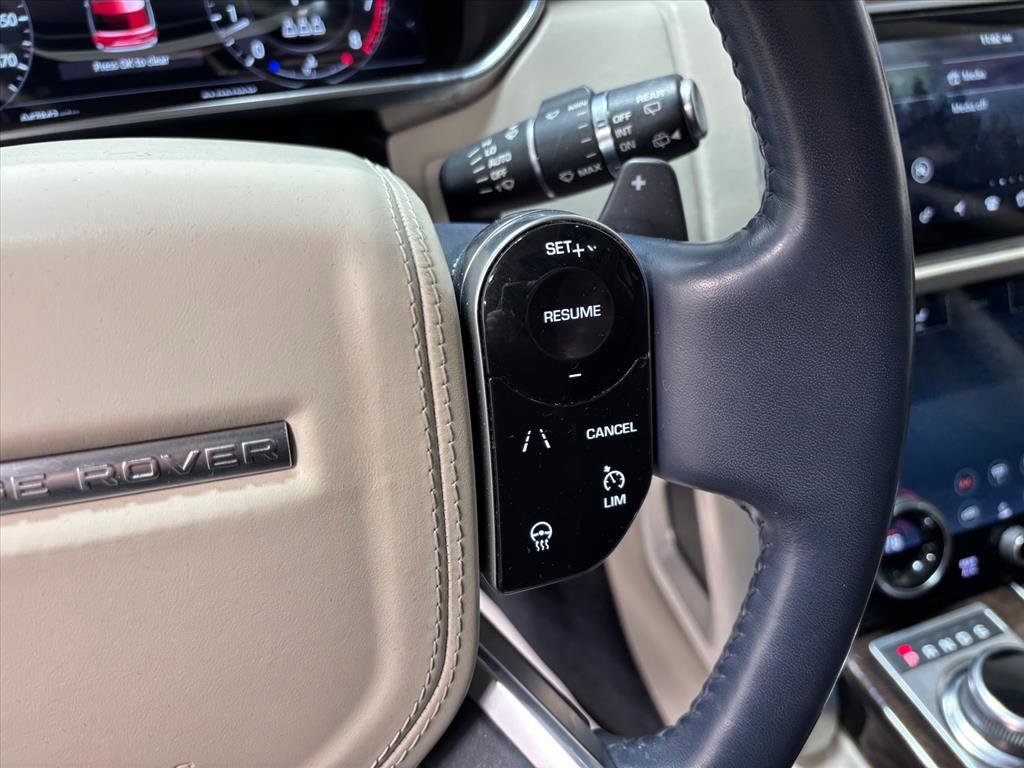 Used 2020 Land Rover Range Rover Long Wheelbase HSE image 21