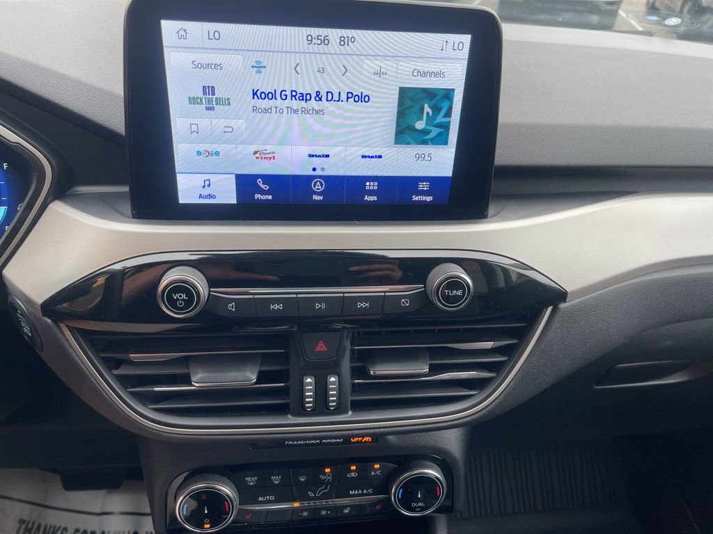 Used 2022 Ford Escape SEL w/ Technology Package FWD image 12