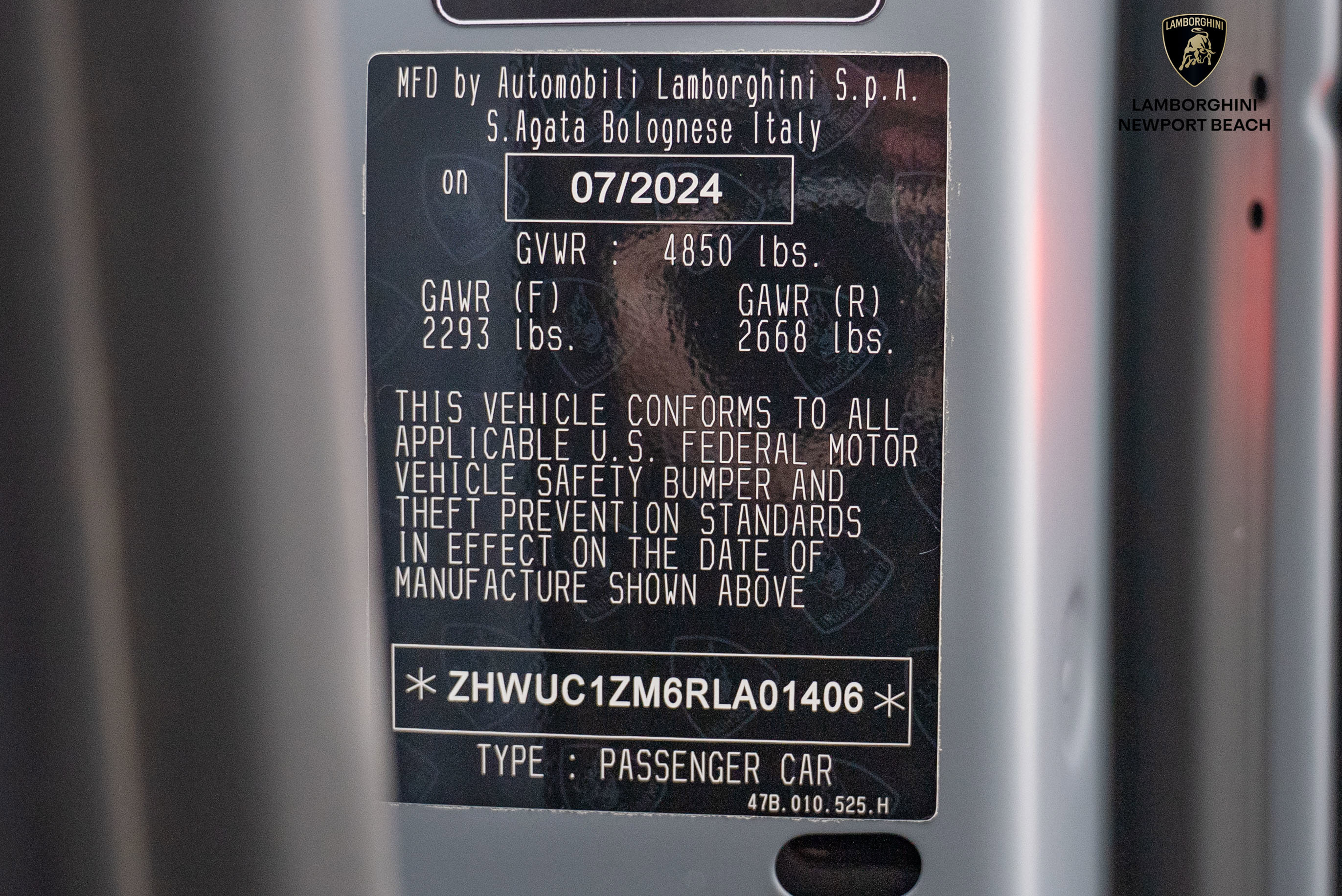 Used 2024 Lamborghini Revuelto image 44