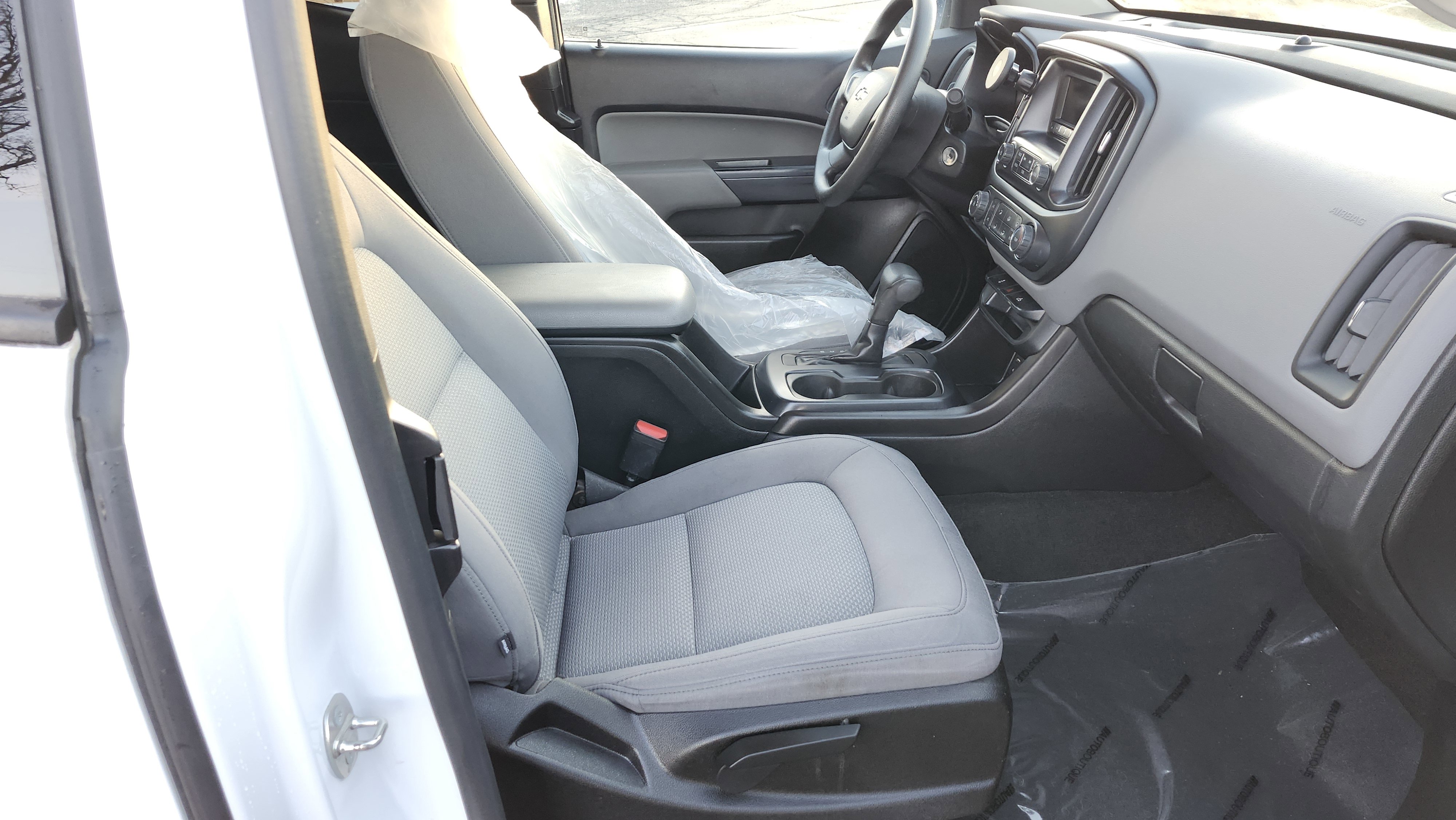 Used 2016 Chevrolet Colorado W/T image 17